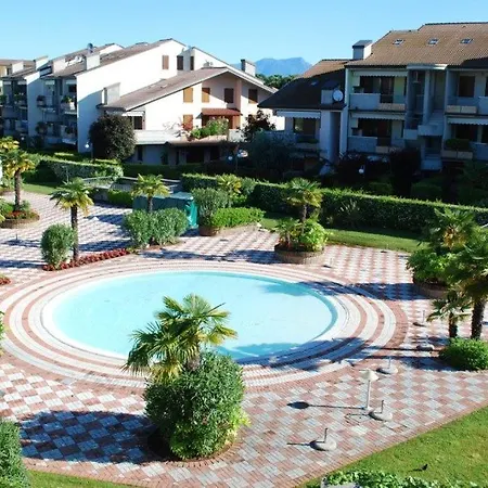 Talla With 3 Bedrooms And Garage Apartment