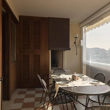 Talla With 3 Bedrooms And Garage Apartment